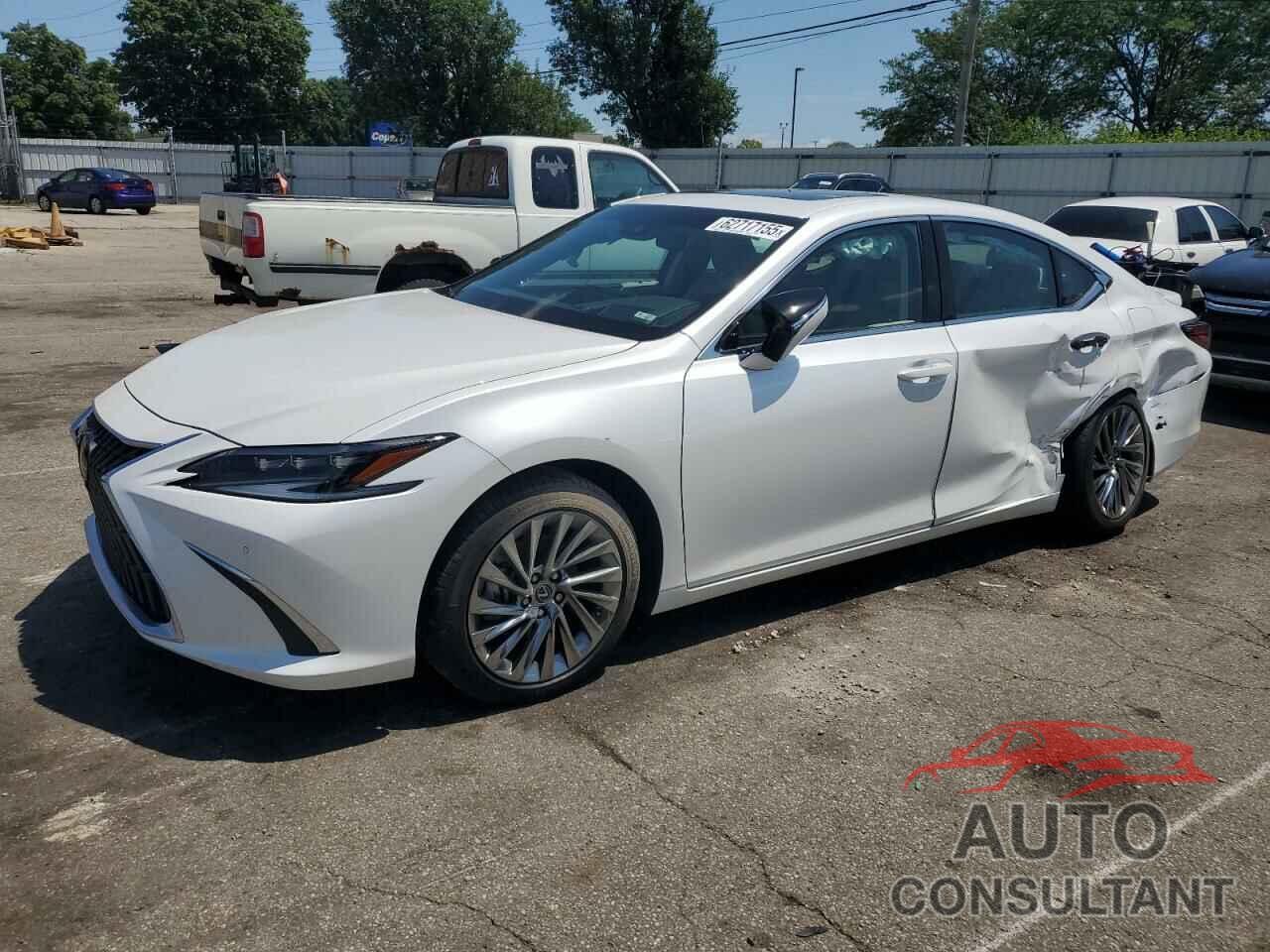 LEXUS ES300 2024 - 58AFA1C10RU041451