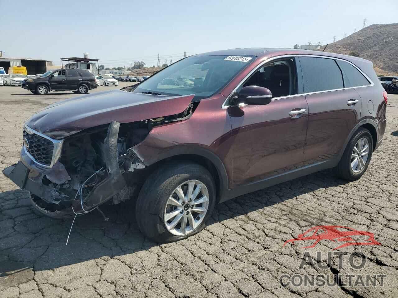 KIA SORENTO 2019 - 5XYPG4A38KG567371