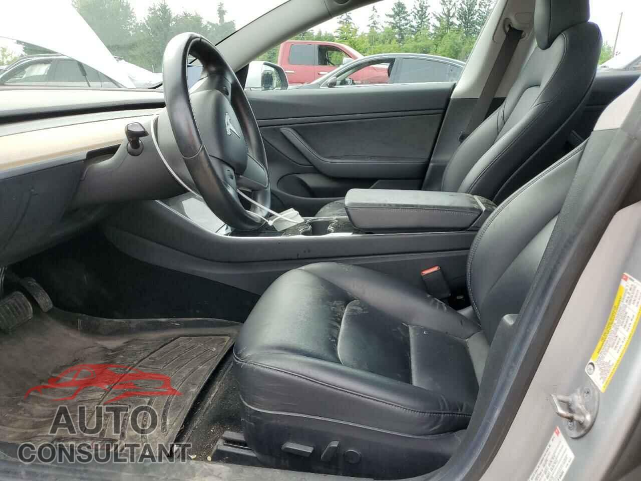 TESLA MODEL 3 2018 - 5YJ3E1EA6JF105554