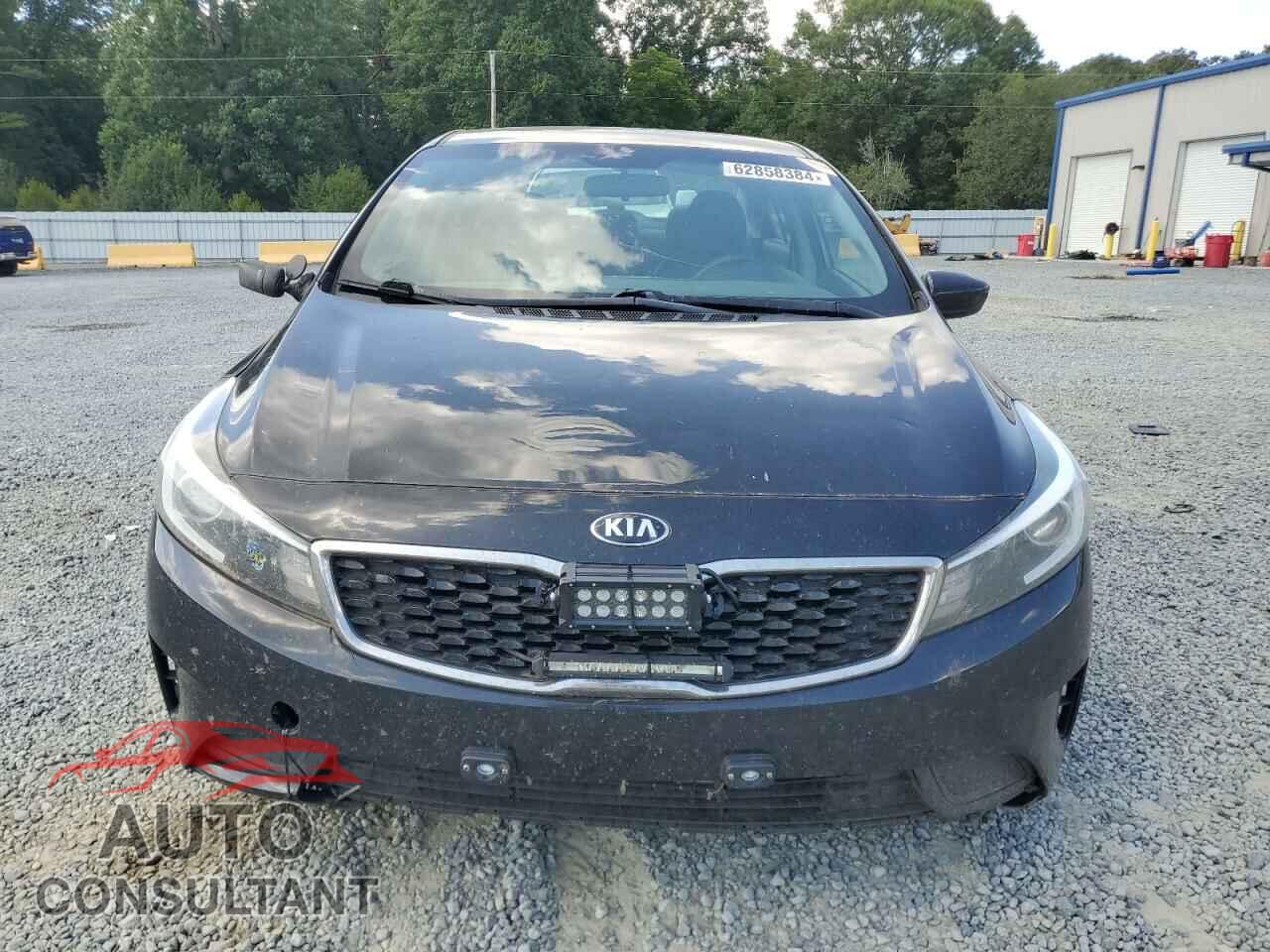 KIA FORTE 2017 - 3KPFK4A70HE018721