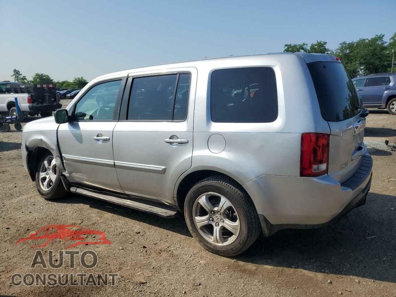 HONDA PILOT 2013 - 5FNYF4H24DB018510