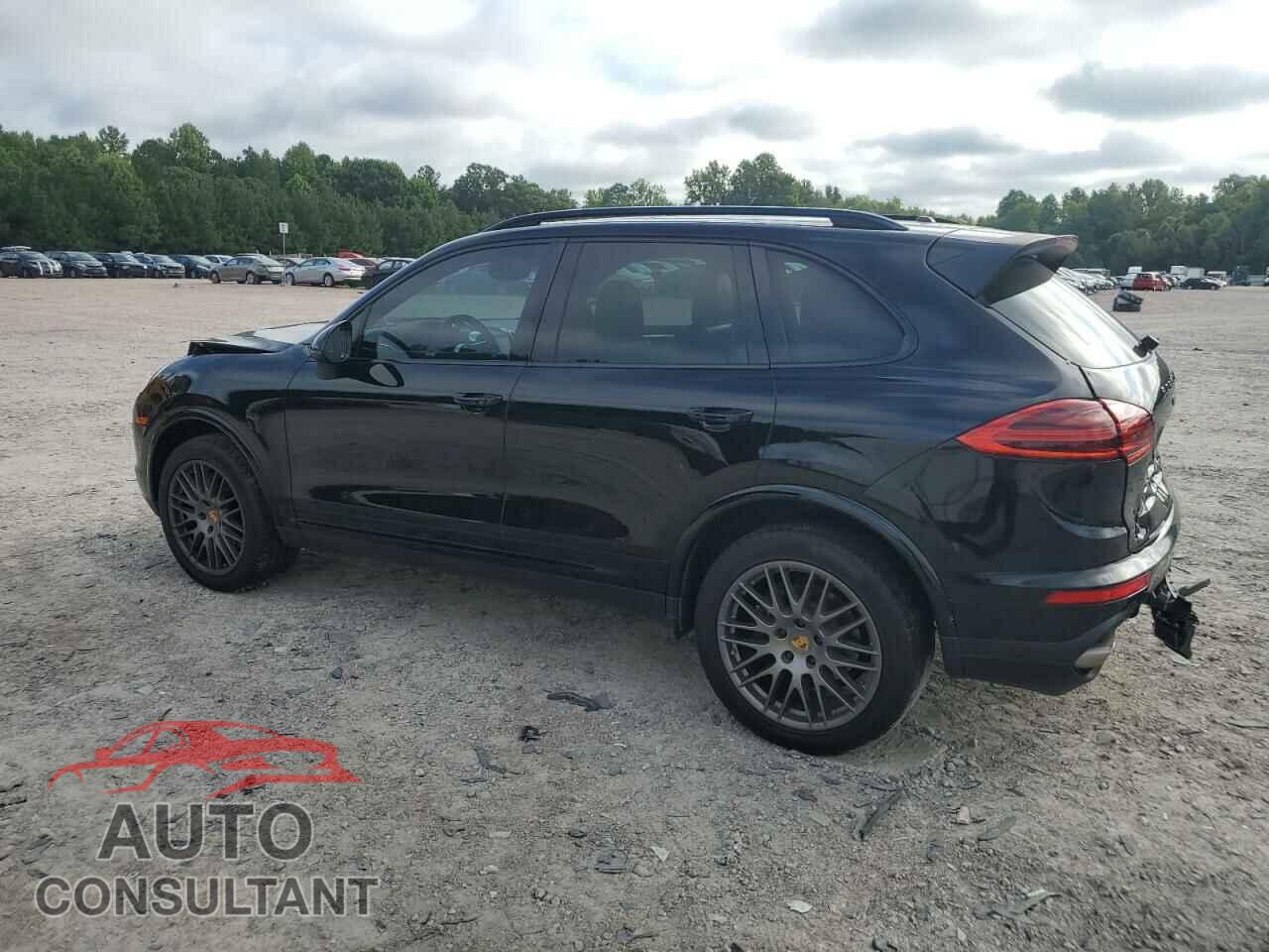 PORSCHE CAYENNE 2017 - WP1AA2A29HKA86162