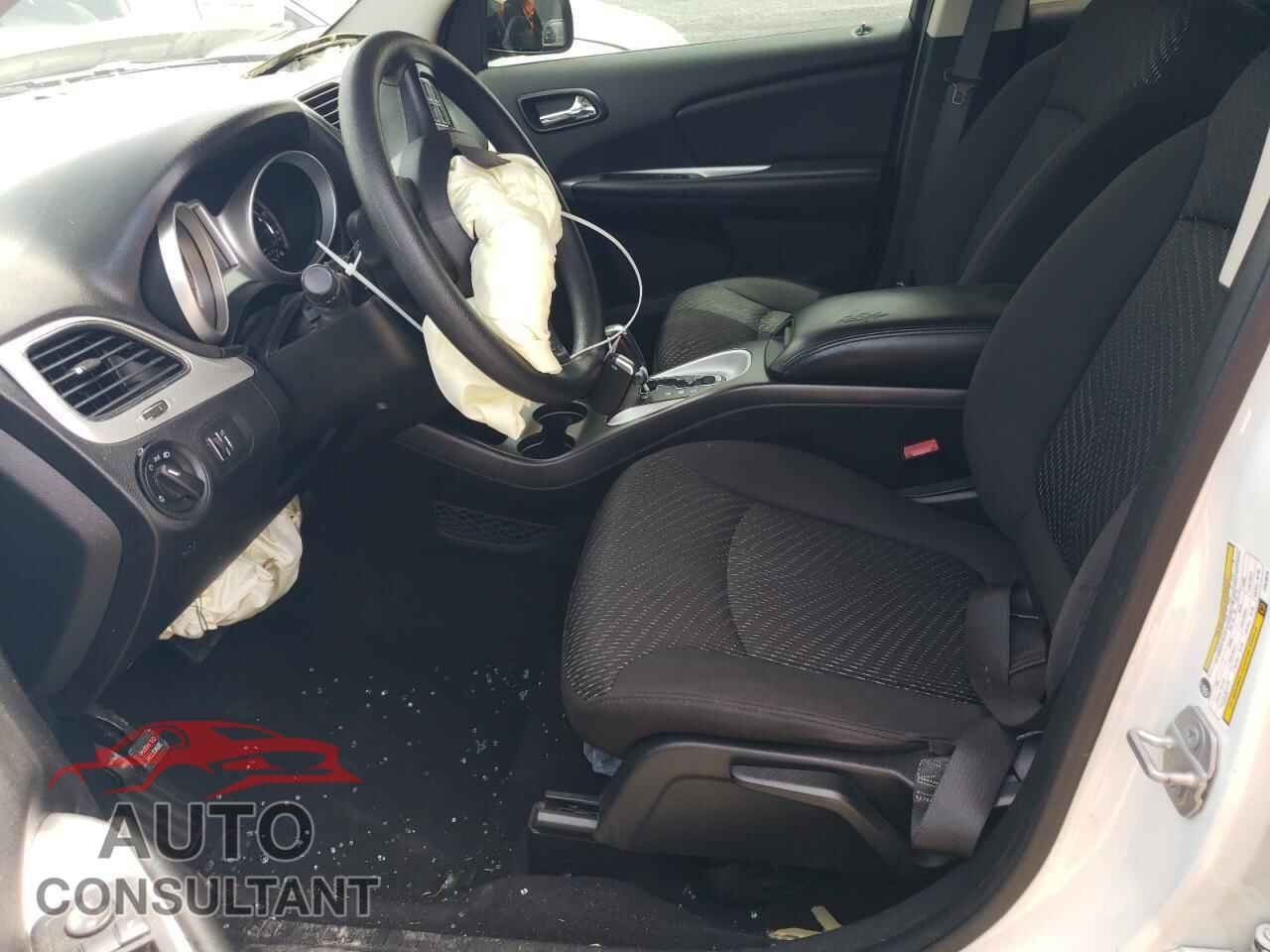 DODGE JOURNEY 2015 - 3C4PDCAB0FT670275