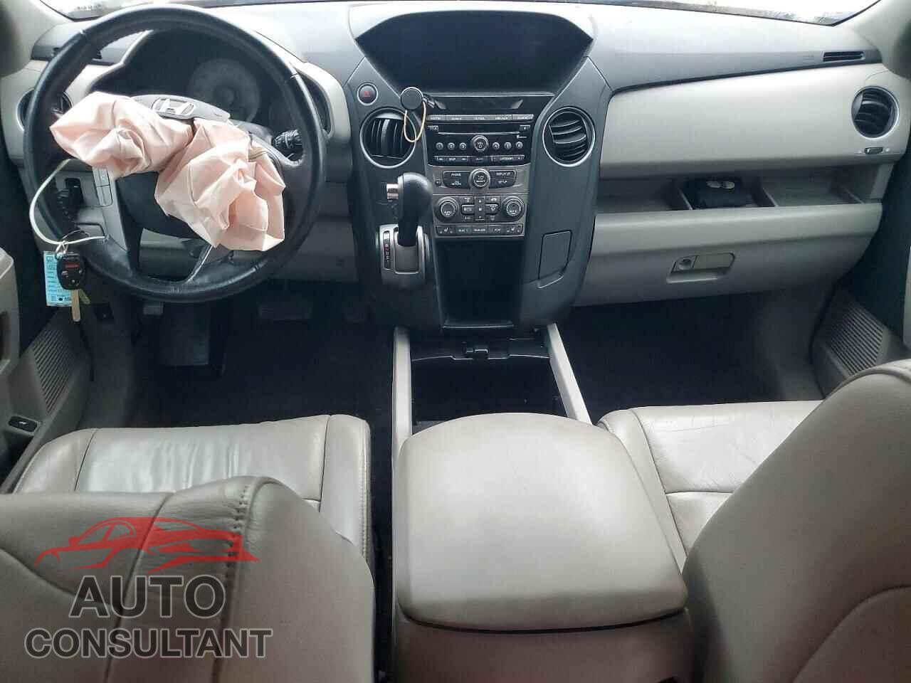 HONDA PILOT 2013 - 5FNYF3H58DB008762