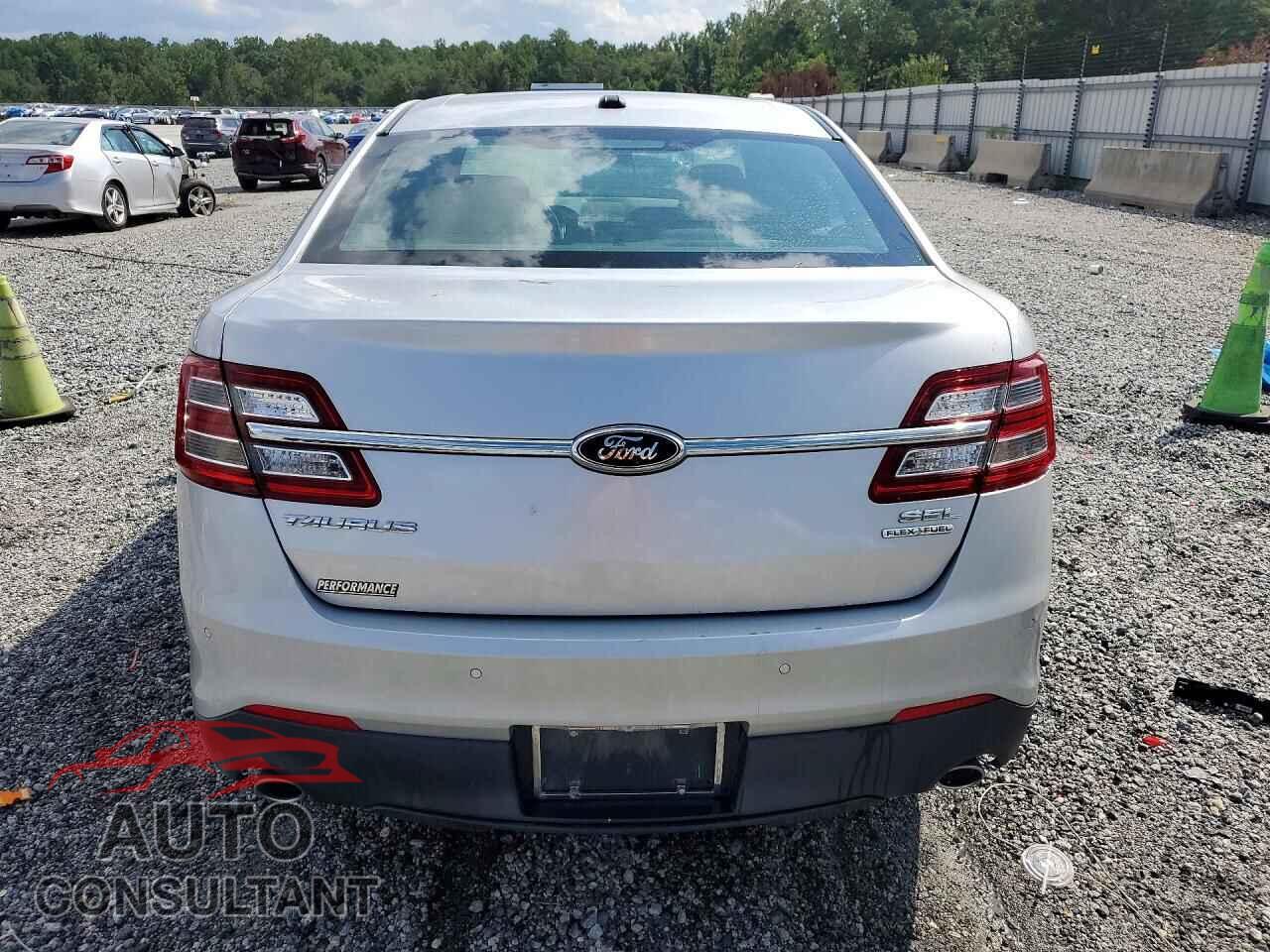 FORD TAURUS 2013 - 1FAHP2E80DG148046