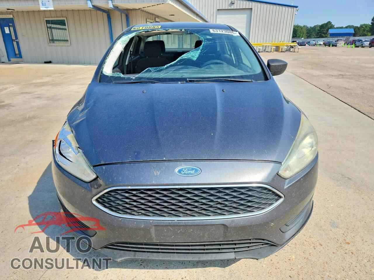 FORD FOCUS 2017 - 1FADP3E26HL251808