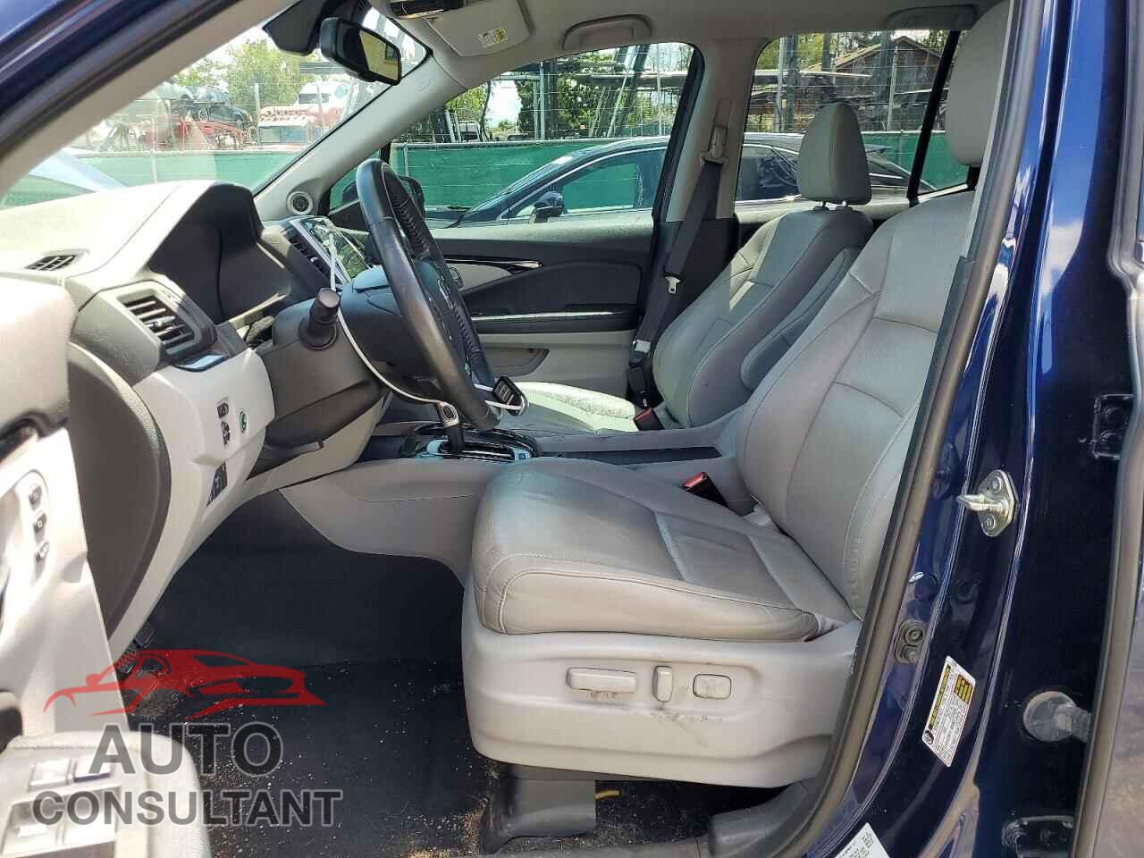 HONDA RIDGELINE 2017 - 5FPYK3F70HB004461