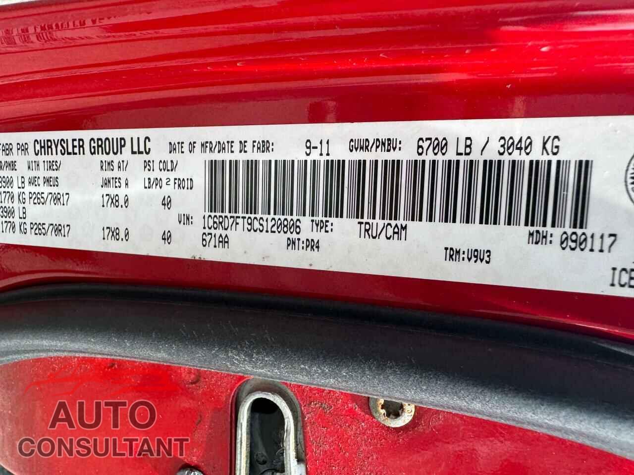 DODGE RAM 1500 2012 - 1C6RD7FT9CS120806