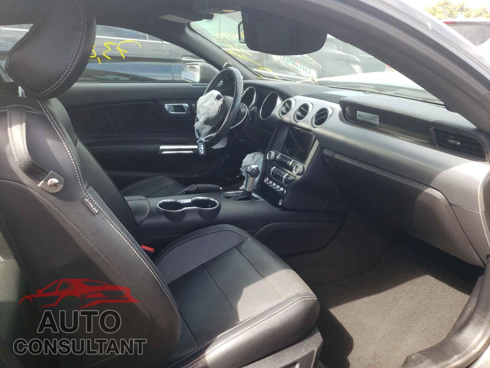 FORD MUSTANG 2018 - 1FA6P8TH5J5174873