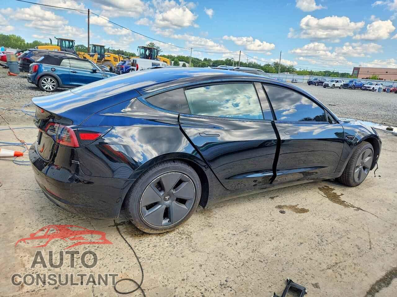 TESLA MODEL 3 2023 - 5YJ3E1EA4PF689235