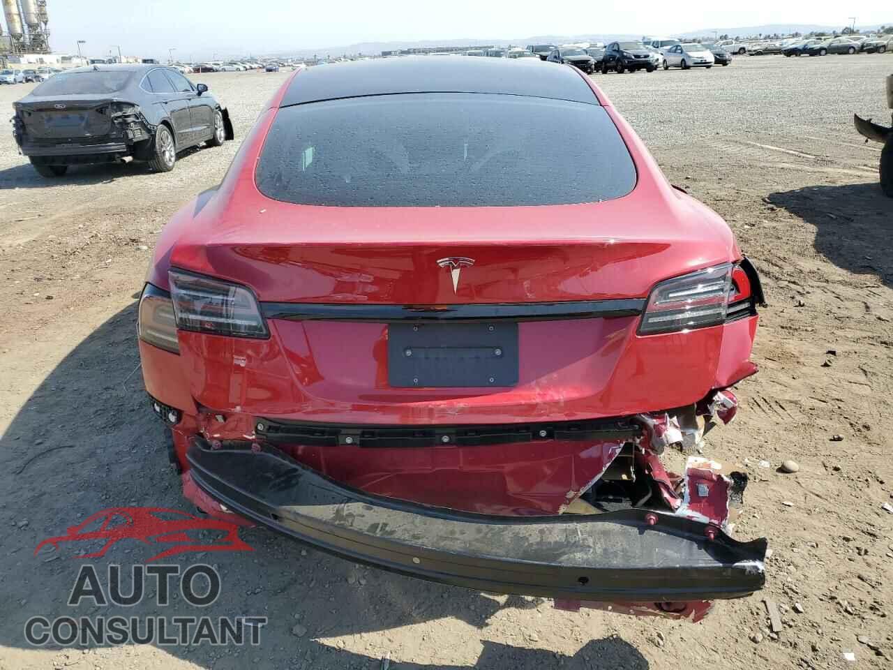 TESLA MODEL S 2022 - 5YJSA1E50NF475429