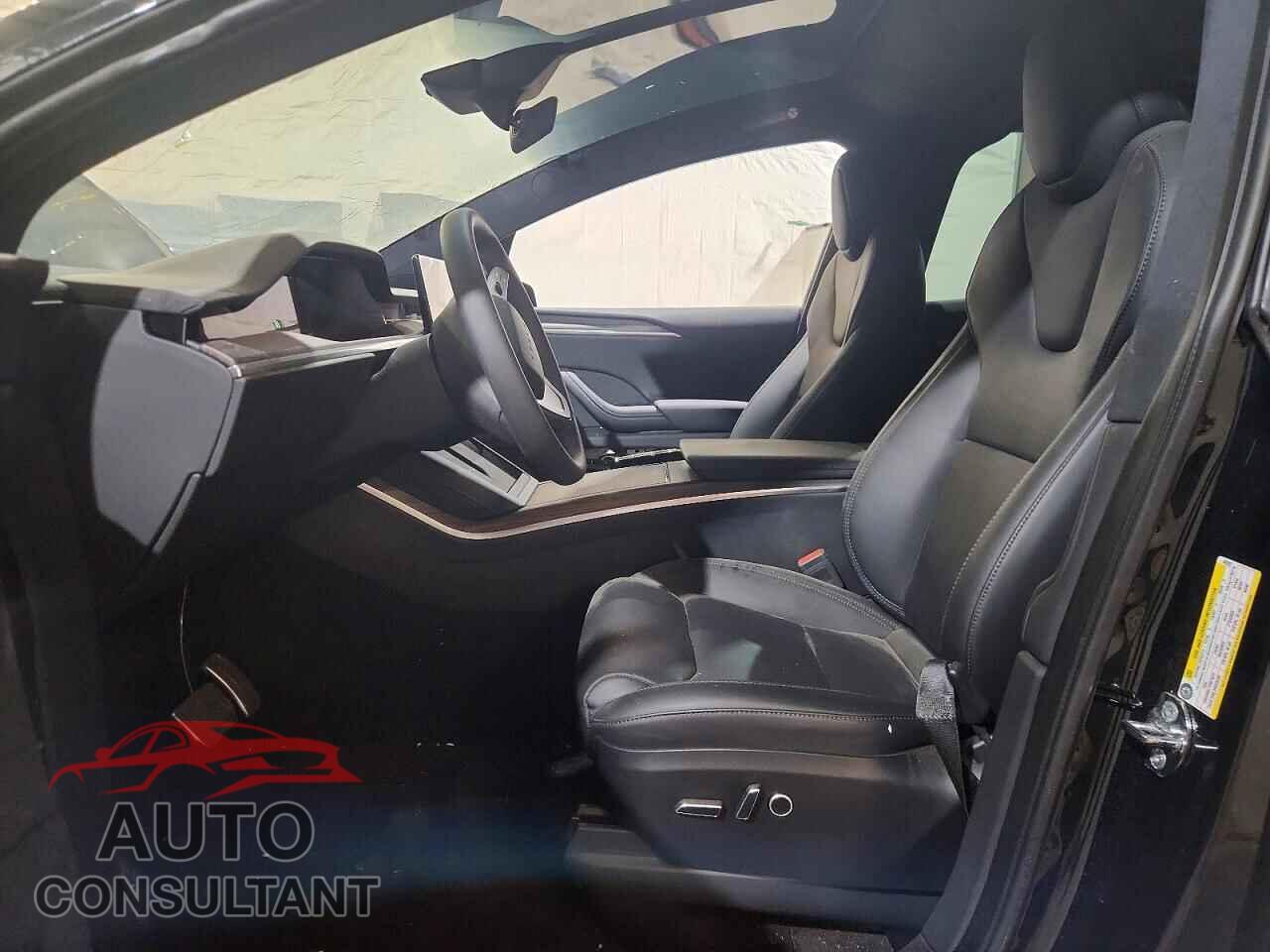 TESLA MODEL X 2024 - 7SAXCDE59RF442083