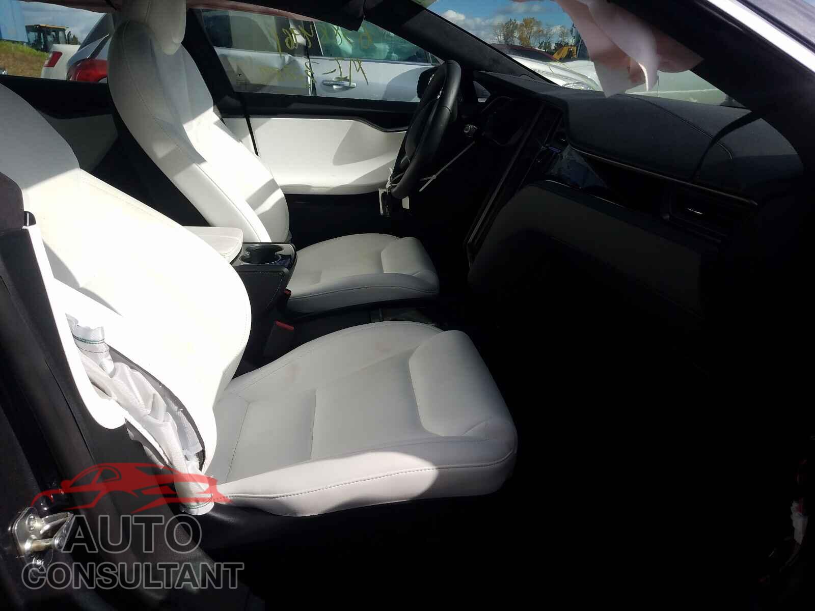 TESLA MODEL S 2020 - 5YJSA1E22LF413307