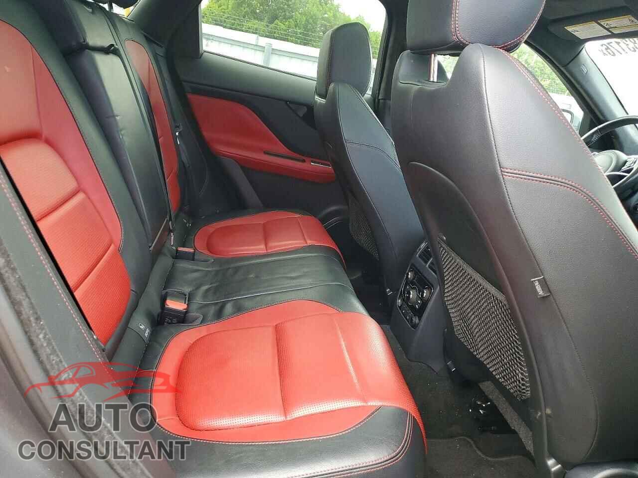 JAGUAR F-PACE 2018 - SADCL2EV7JA243048