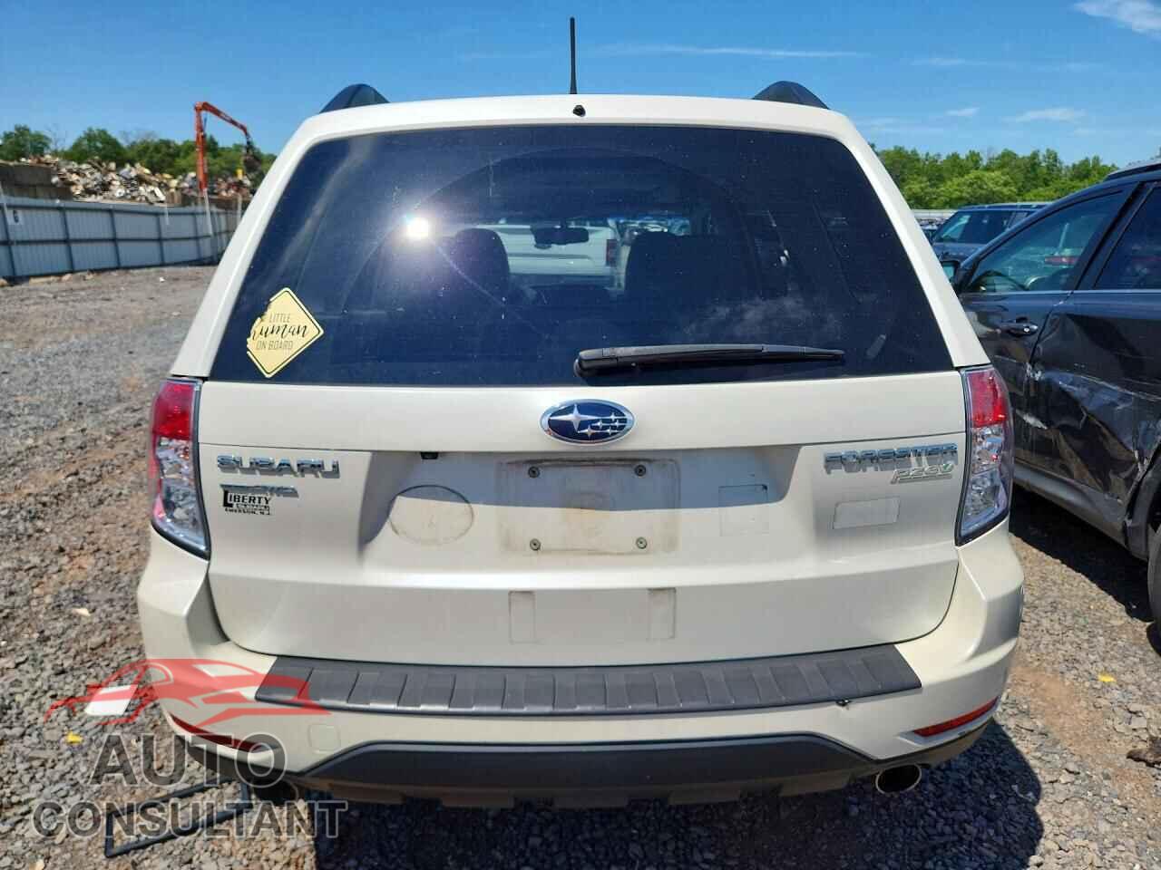 SUBARU FORESTER 2013 - JF2SHAEC2DH439350