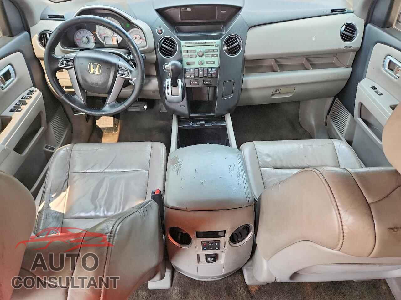 HONDA PILOT 2011 - 5FNYF4H56BB079638