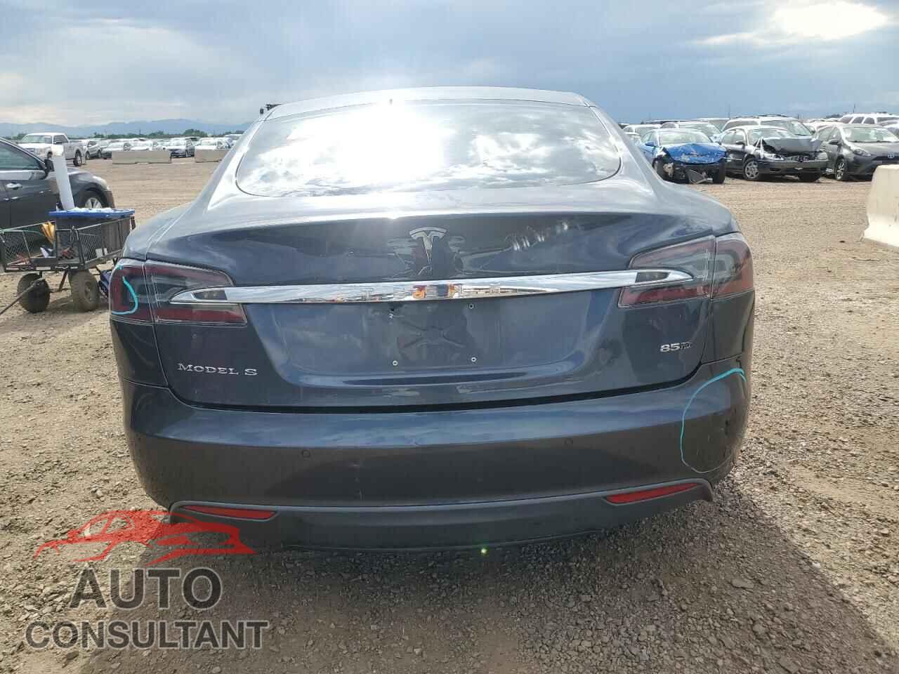 TESLA MODEL S 2015 - 5YJSA1H29FF095248