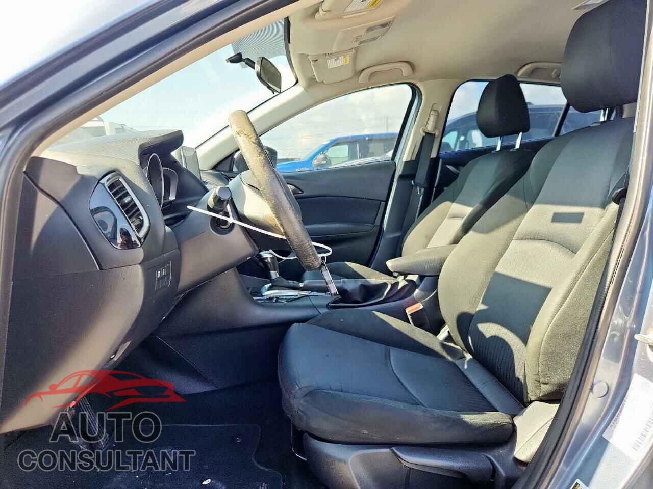 MAZDA 3 2015 - 3MZBM1U72FM195452