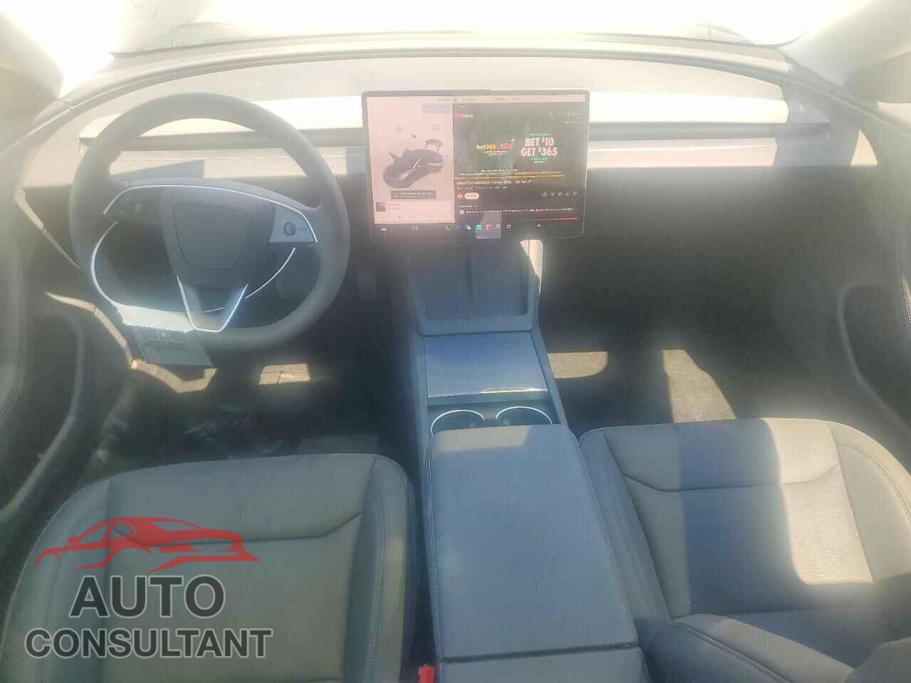 TESLA MODEL 3 2026 - 5YJ3E1EA7TF159142