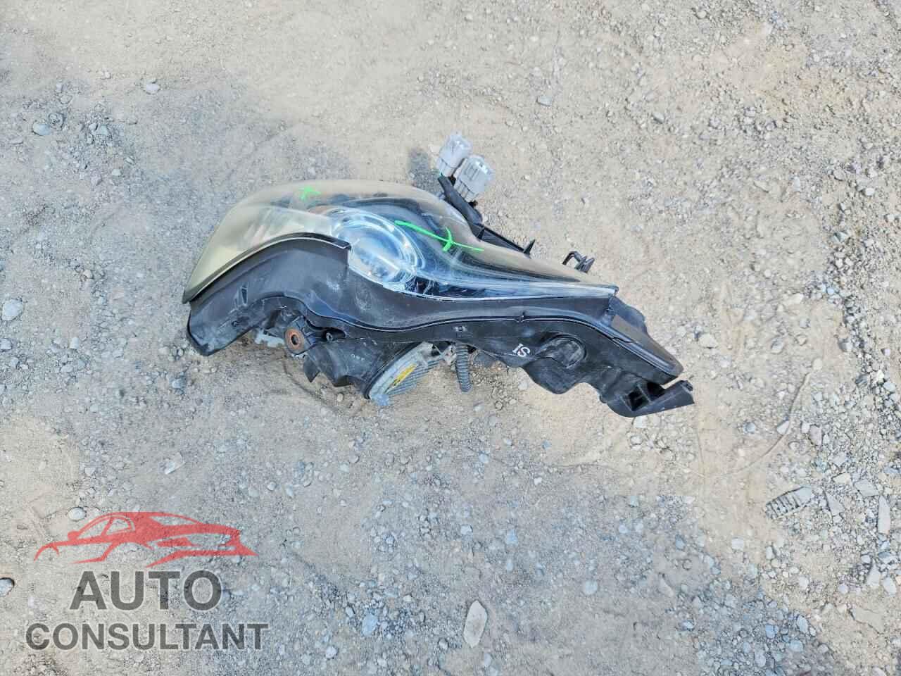 LEXUS IS 2014 - JTHCE1D29E5001589