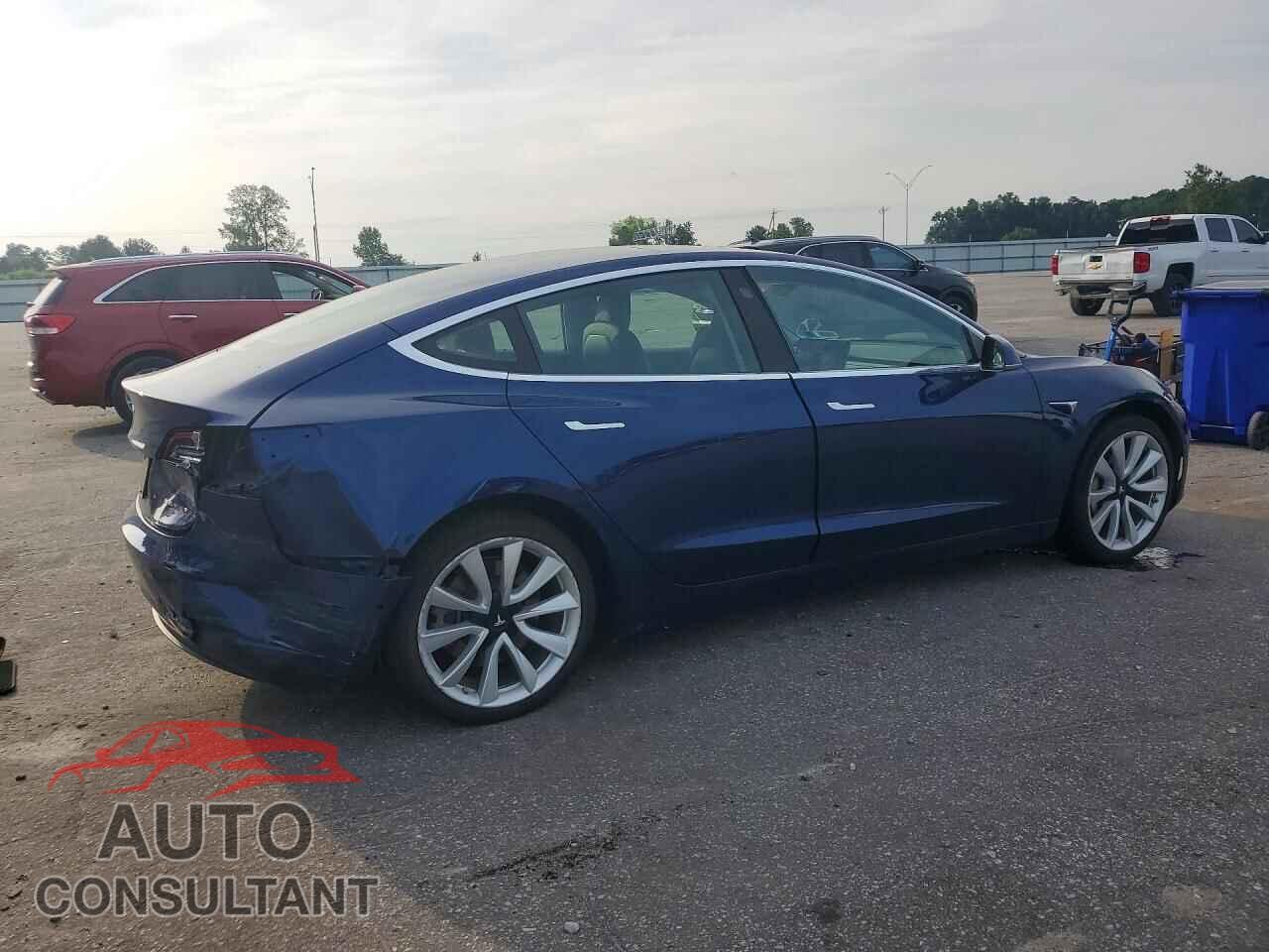 TESLA MODEL 3 2019 - 5YJ3E1EB2KF389887