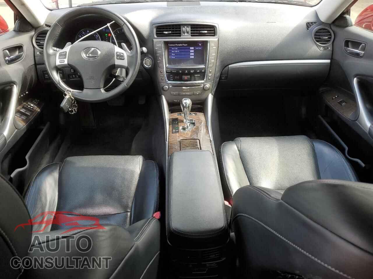 LEXUS IS 2013 - JTHCF5C29D5061814