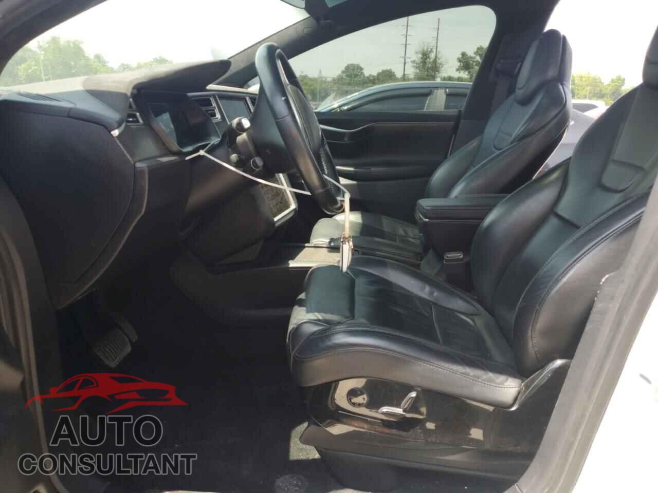 TESLA MODEL X 2017 - 5YJXCBE24HF044480