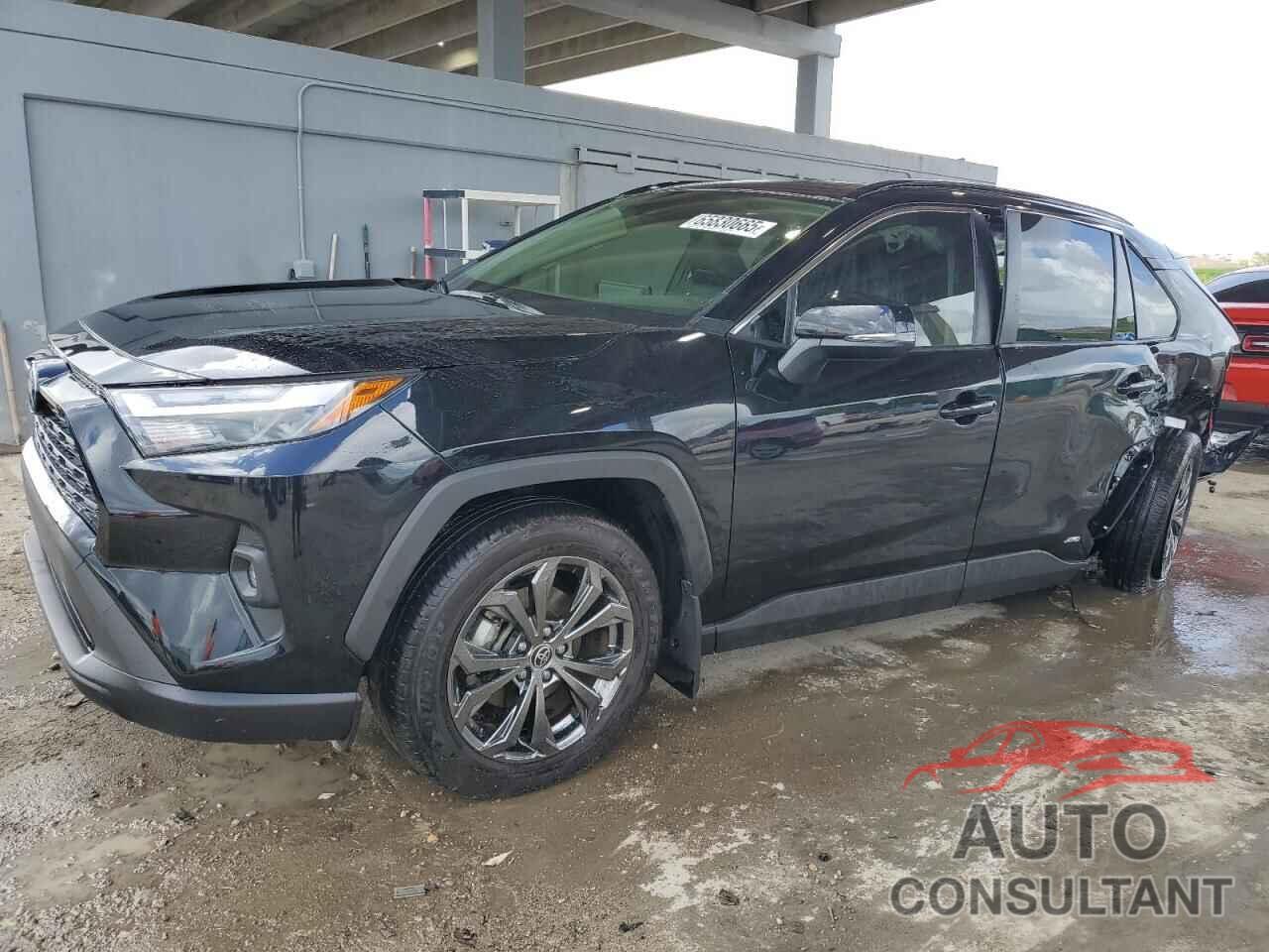 TOYOTA RAV4 2022 - JTMB6RFV4NJ022213