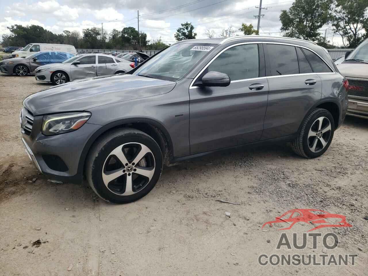 MERCEDES-BENZ GLC-CLASS 2019 - WDC0G5EB5KF573859