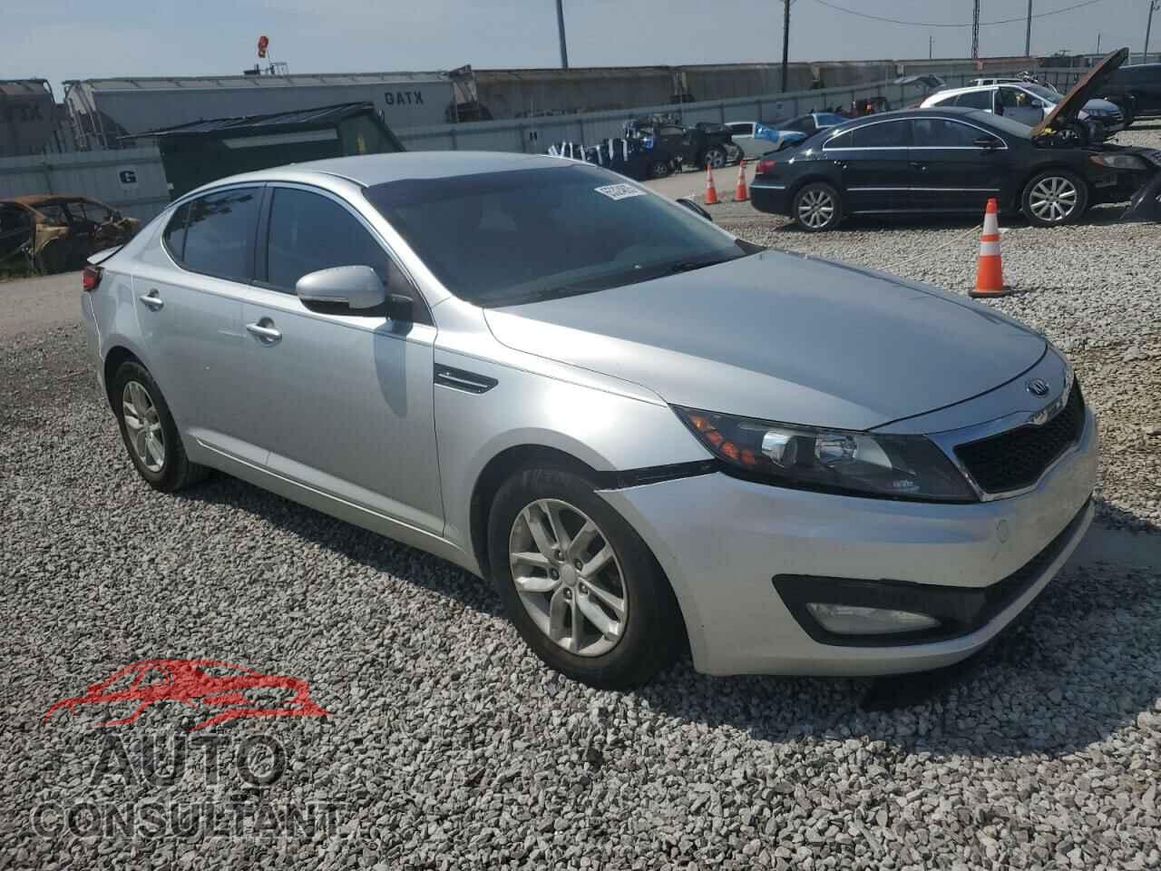 KIA OPTIMA 2013 - KNAGM4A73D5402932
