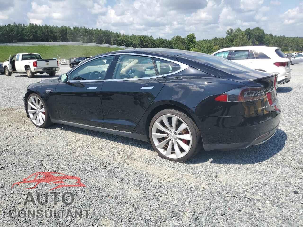 TESLA MODEL S 2016 - 5YJSA1E43GF136464