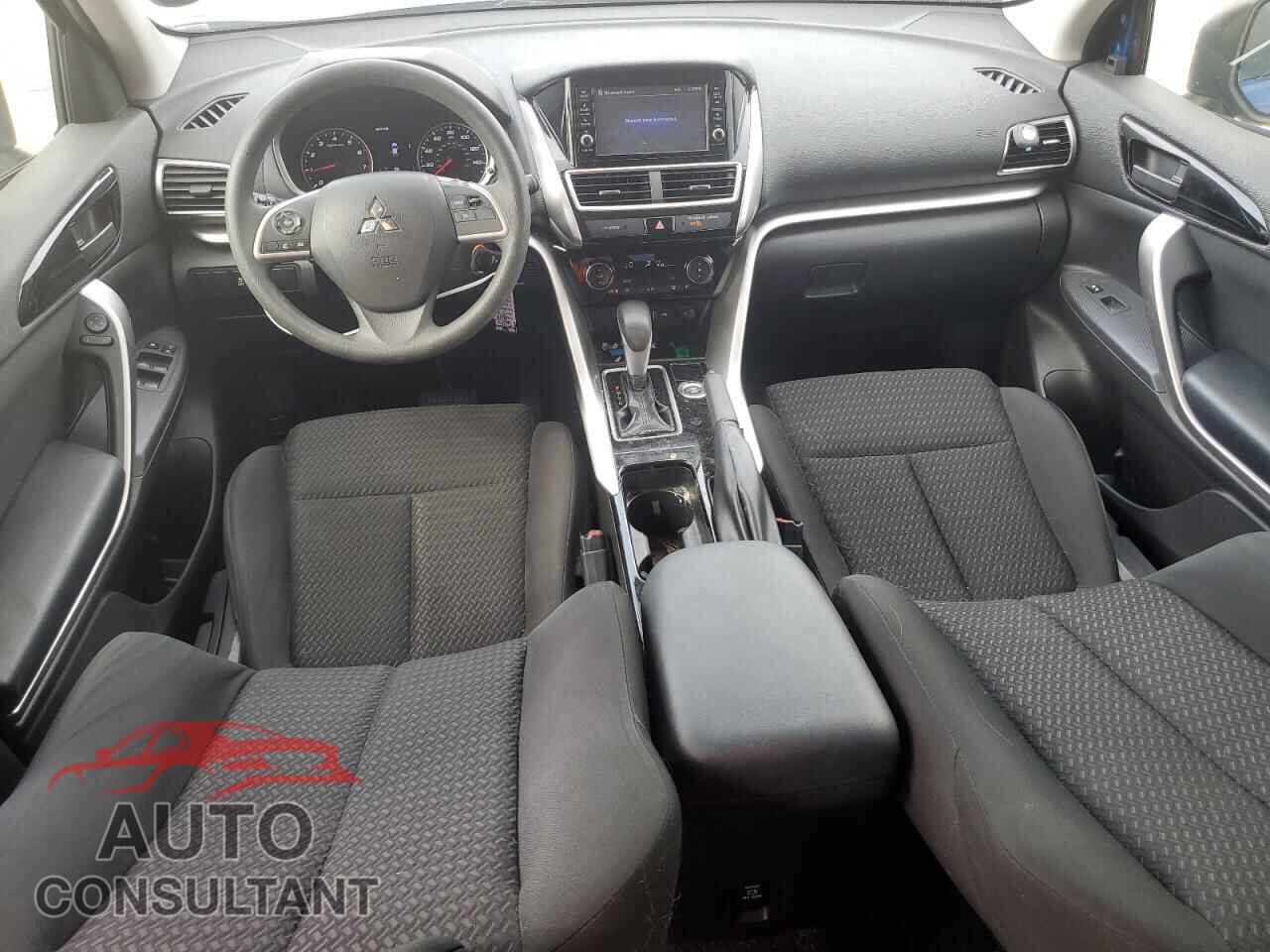 MITSUBISHI ECLIPSE 2018 - JA4AT3AA0JZ043068