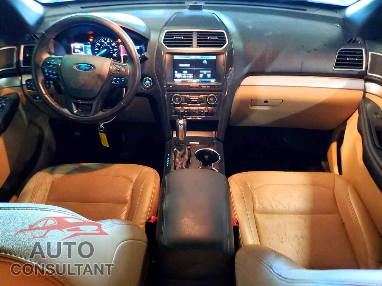 FORD EXPLORER 2016 - 1FM5K7D88GGA50196