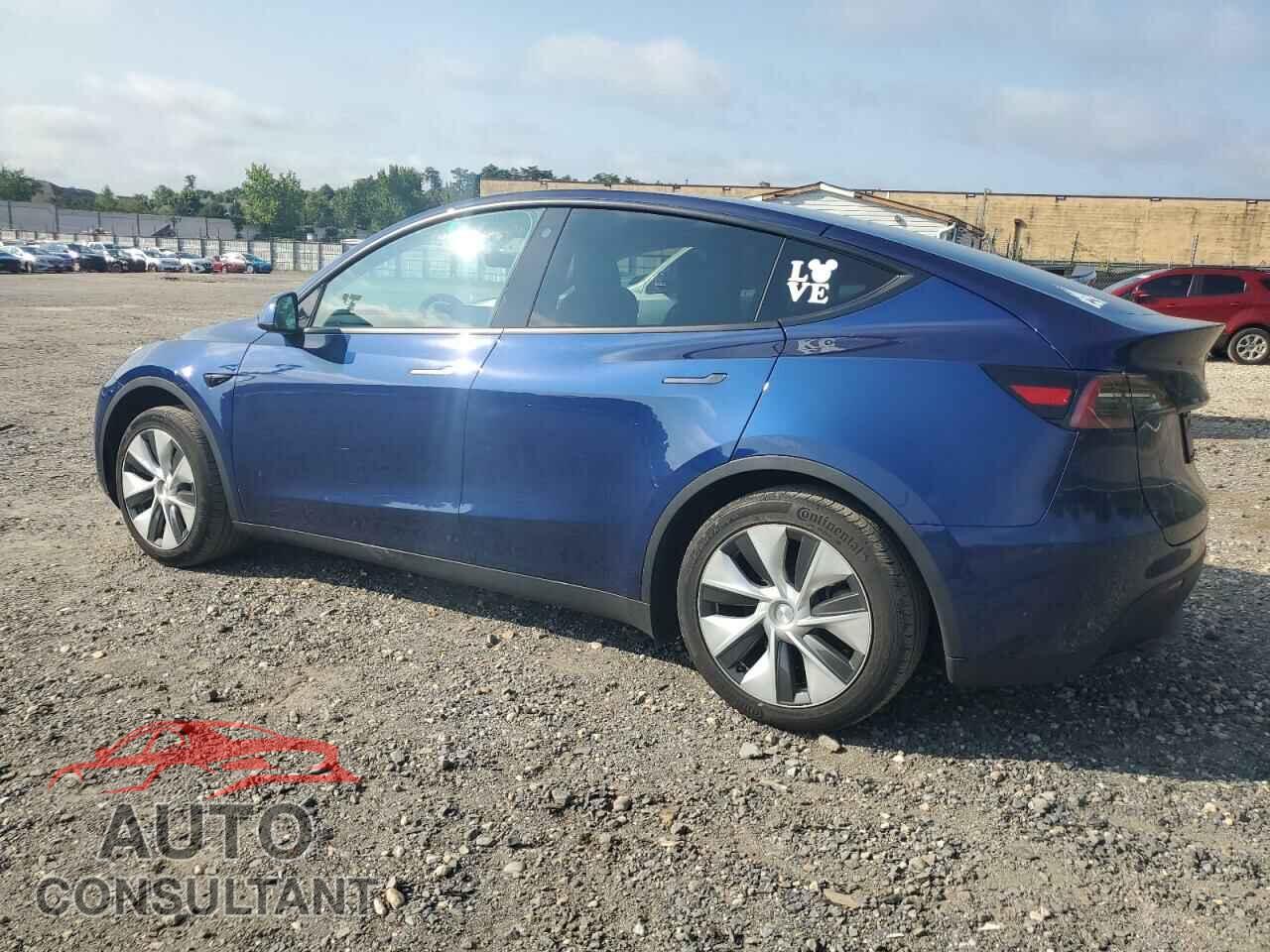 TESLA MODEL Y 2023 - 7SAYGDEEXPF686069