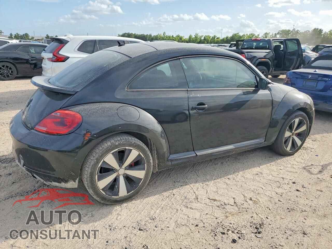 VOLKSWAGEN BEETLE 2012 - 3VWVA7AT0CM621306