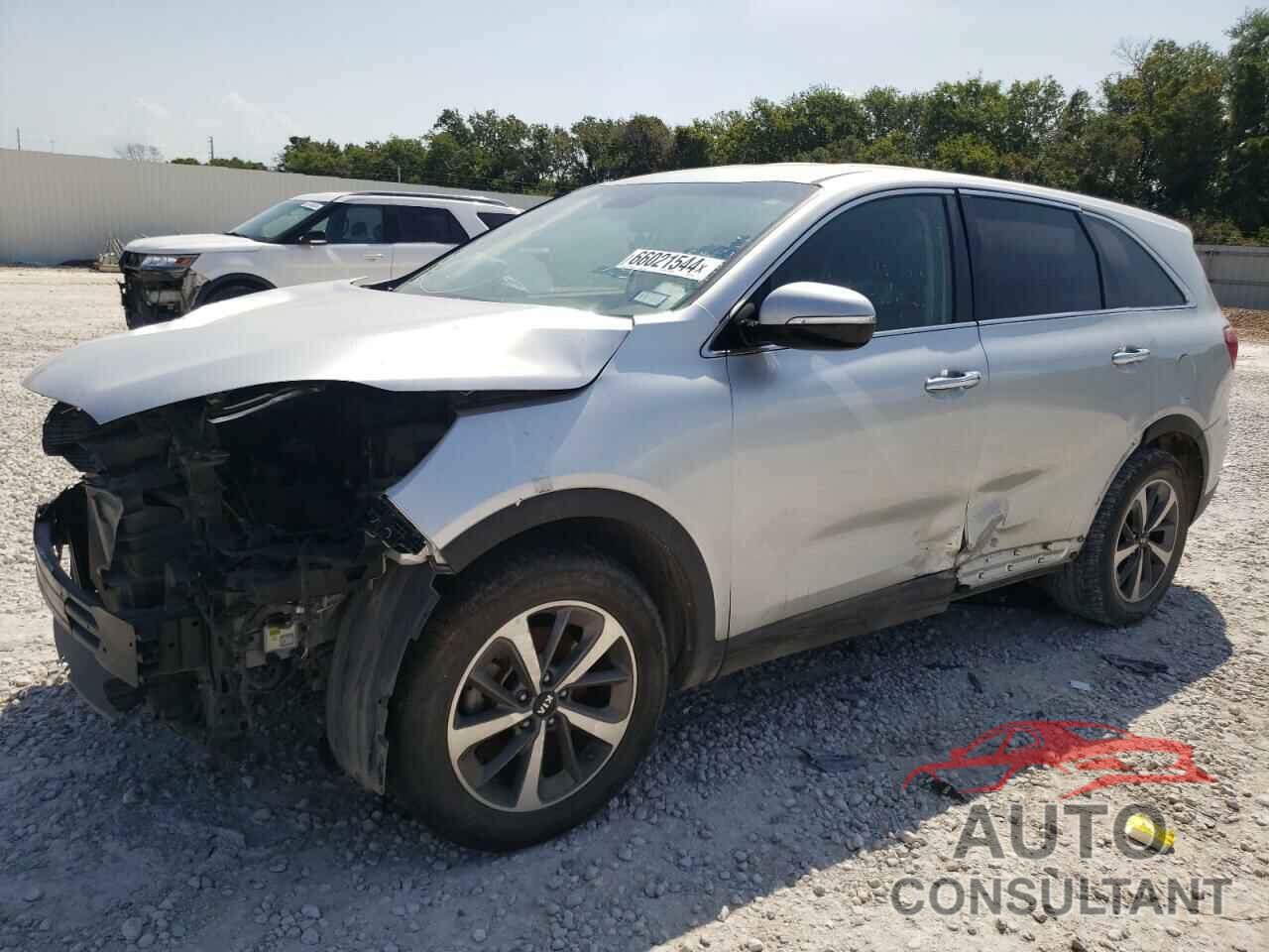 KIA SORENTO 2020 - 5XYPG4A56LG682201
