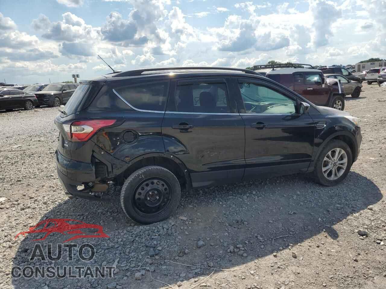 FORD ESCAPE 2017 - 1FMCU0G99HUB99118