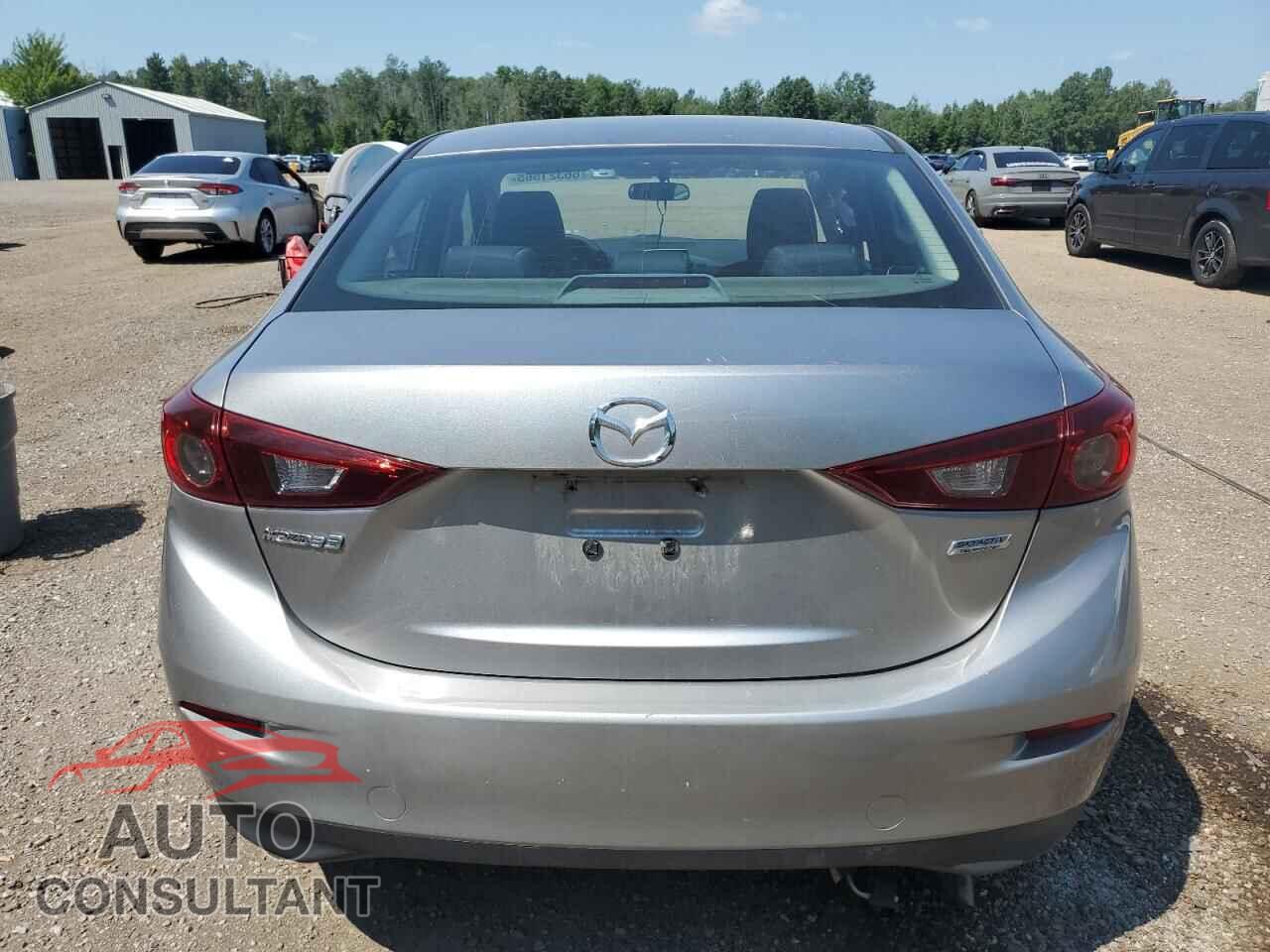 MAZDA 3 2015 - 3MZBM1U7XFM200767