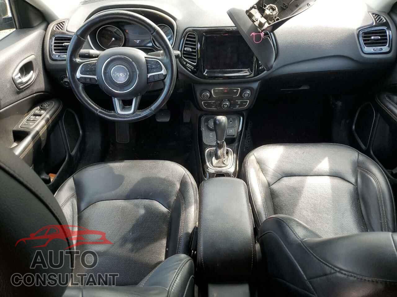 JEEP COMPASS 2018 - 3C4NJDCB6JT412936