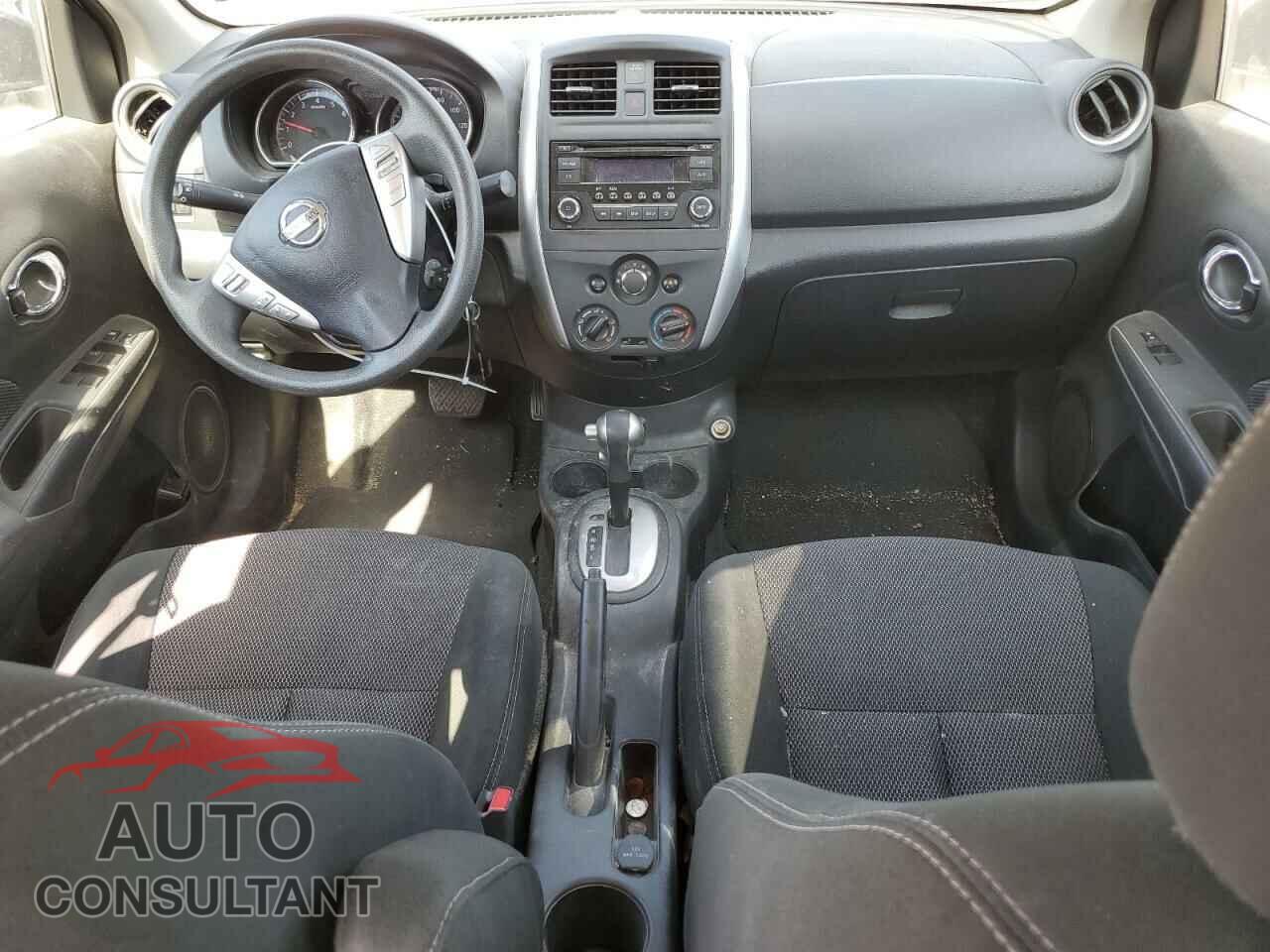 NISSAN VERSA 2017 - 3N1CN7AP3HL857434