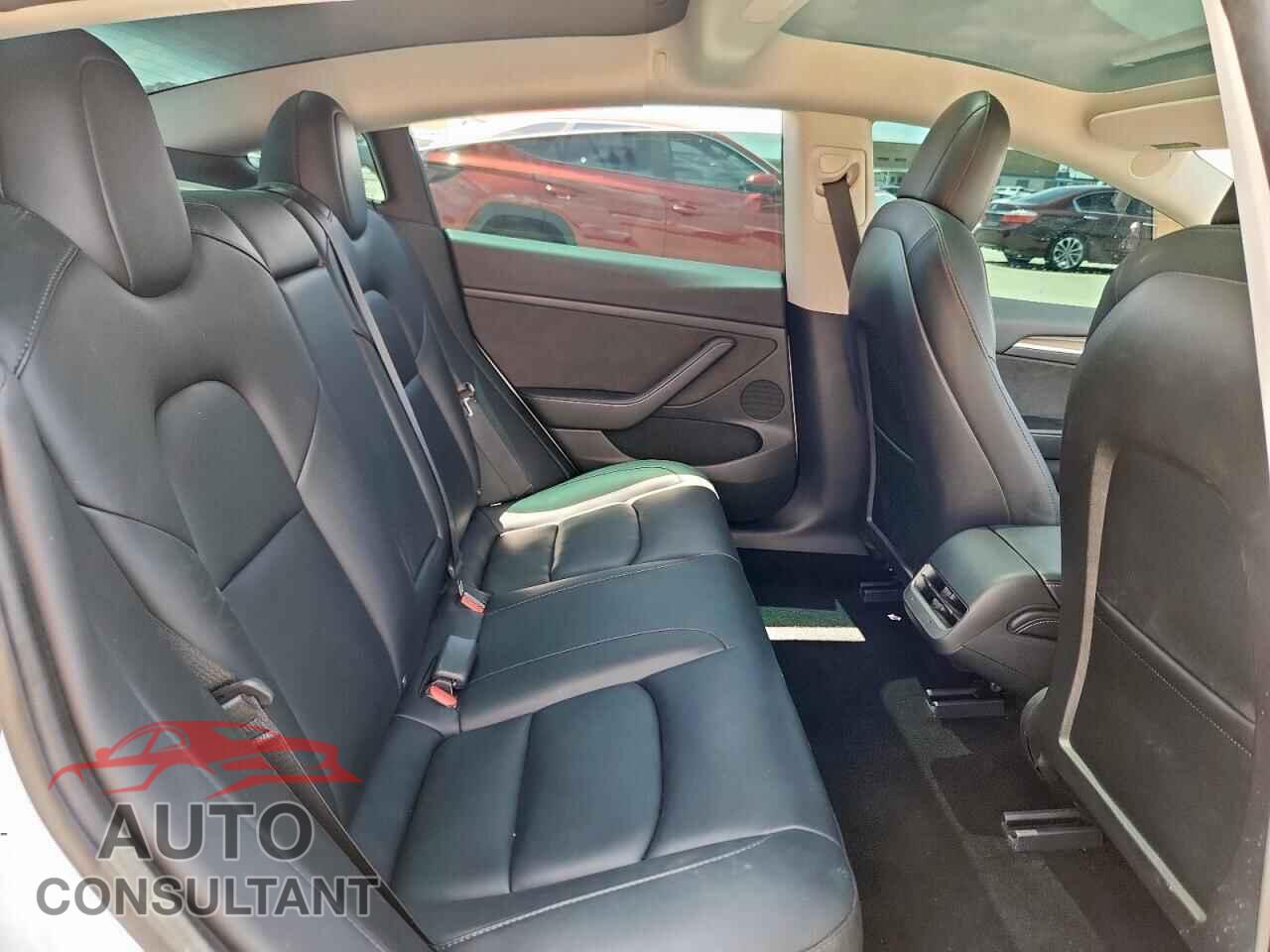 TESLA MODEL 3 2021 - 5YJ3E1EA8MF100344