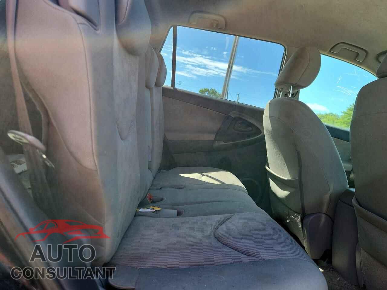 TOYOTA RAV4 2011 - 2T3BK4DV2BW050171