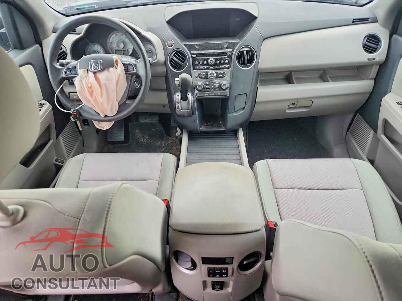 HONDA PILOT 2015 - 5FNYF3H40FB004618