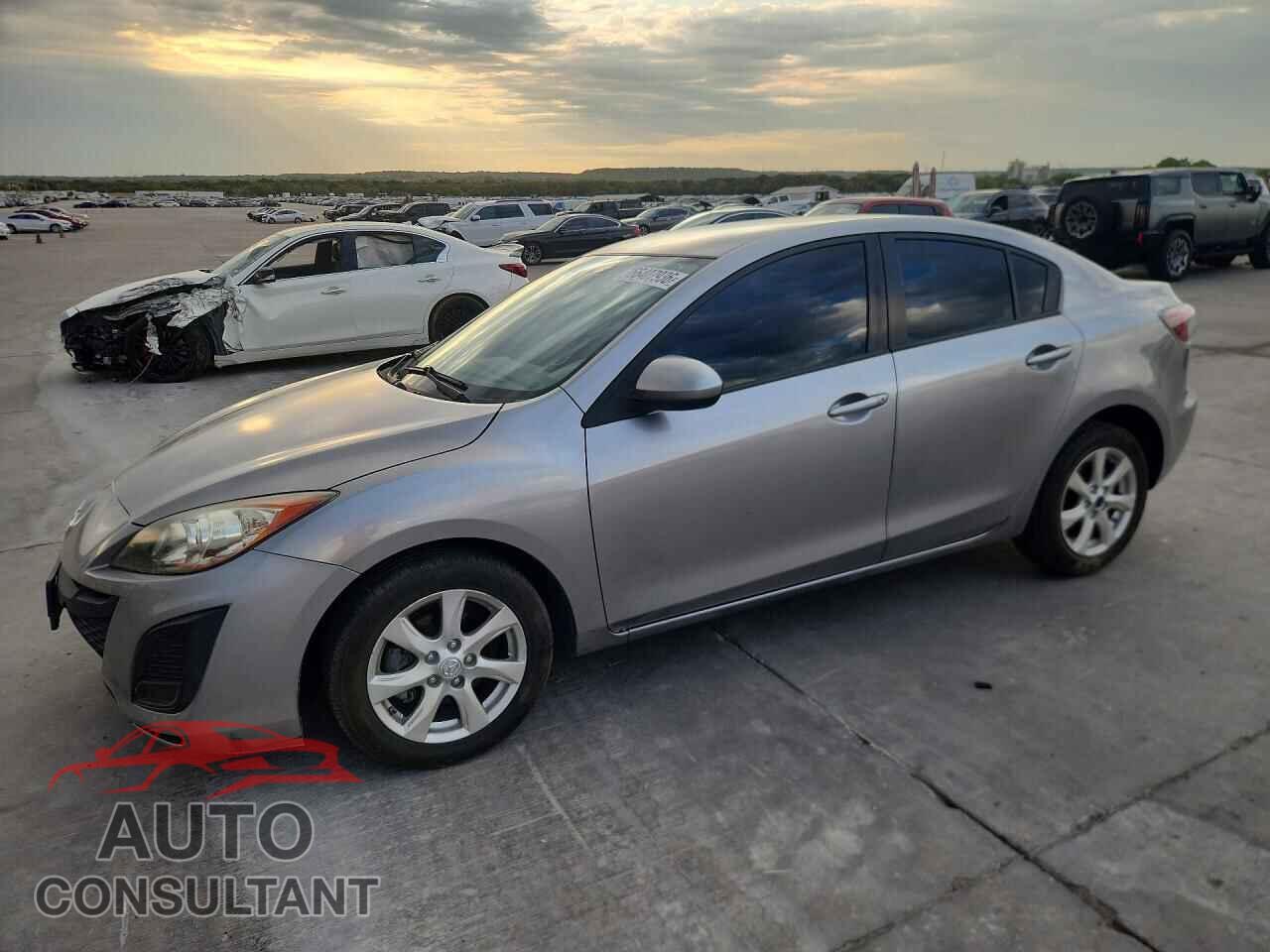 MAZDA 3 2011 - JM1BL1VF6B1416912