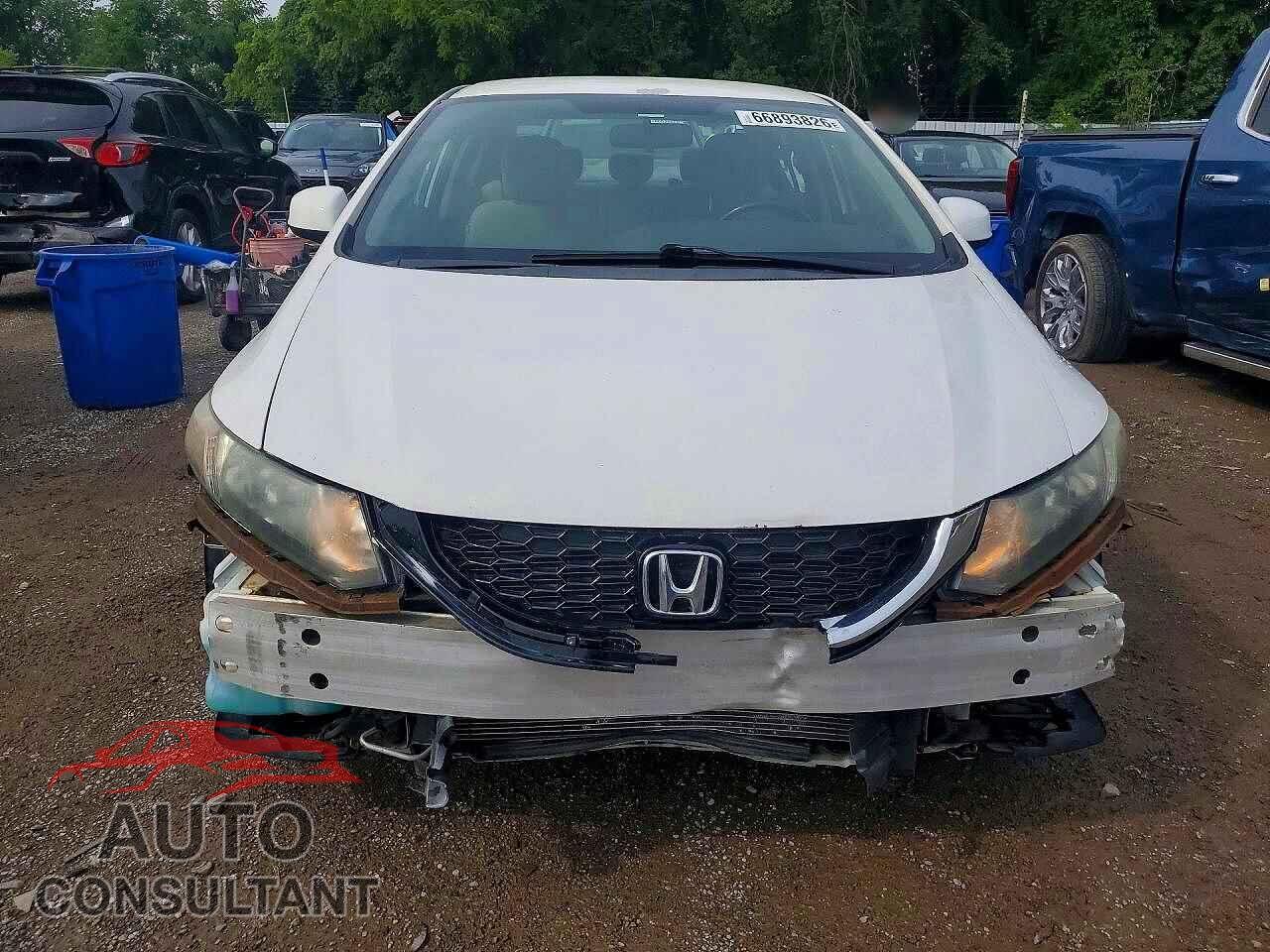 HONDA CIVIC 2013 - 2HGFB2F41DH032257