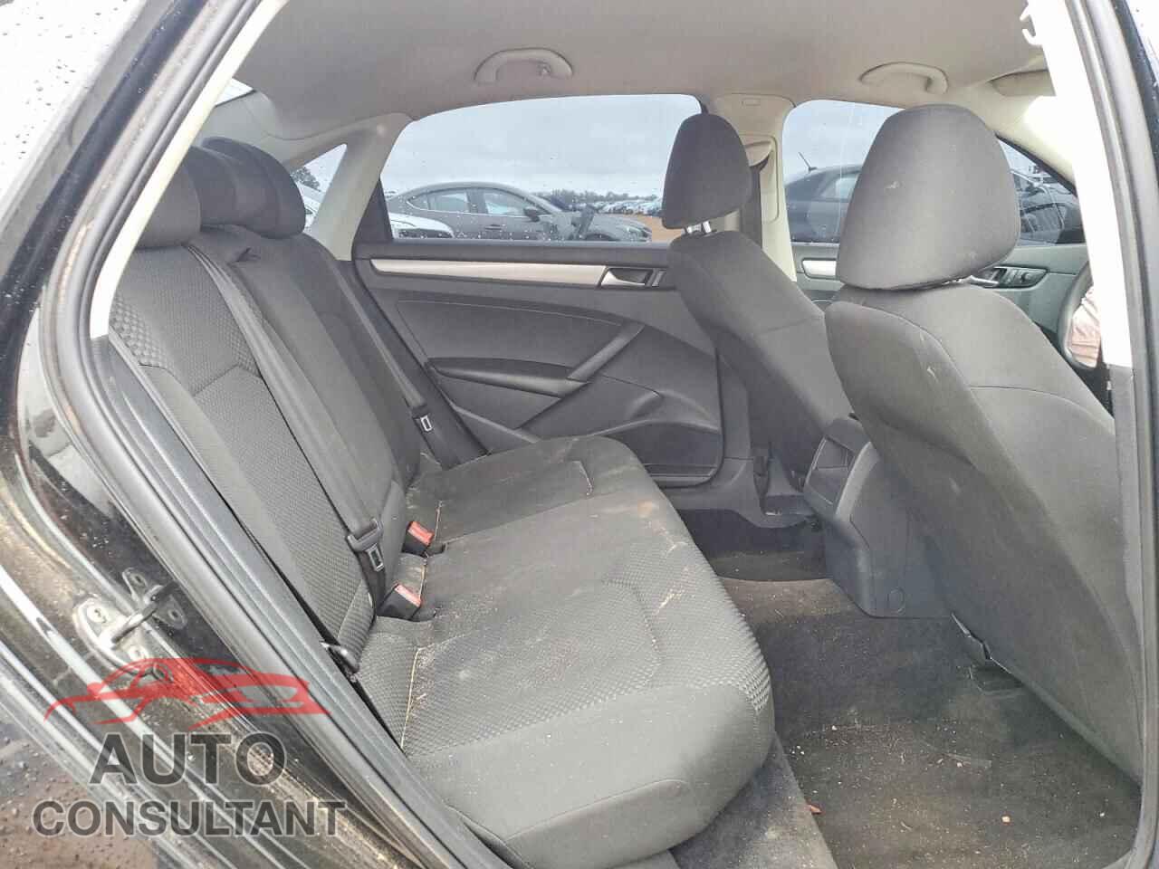 VOLKSWAGEN PASSAT 2012 - 1VWAP7A37CC073206