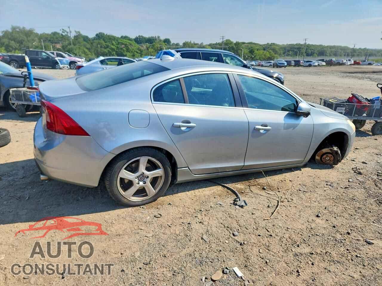 VOLVO S60 2013 - YV1612FH8D2177643