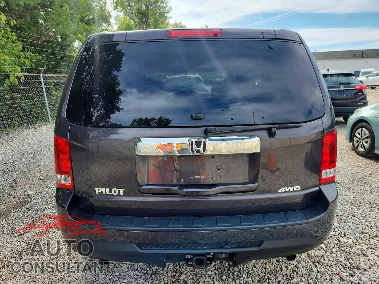 HONDA PILOT 2013 - 5FNYF4H29DB024559