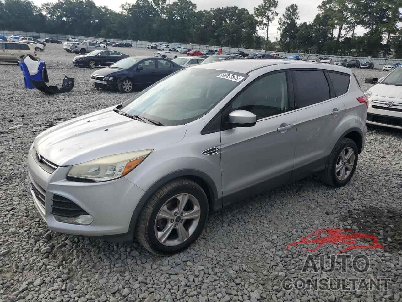 FORD ESCAPE 2015 - 1FMCU0GXXFUA04154