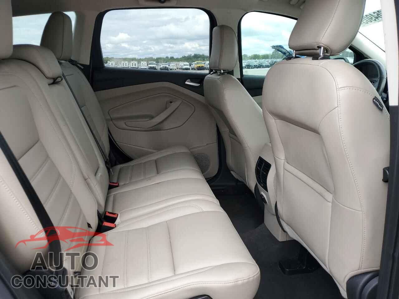 FORD ESCAPE 2019 - 1FMCU0HD6KUB94632